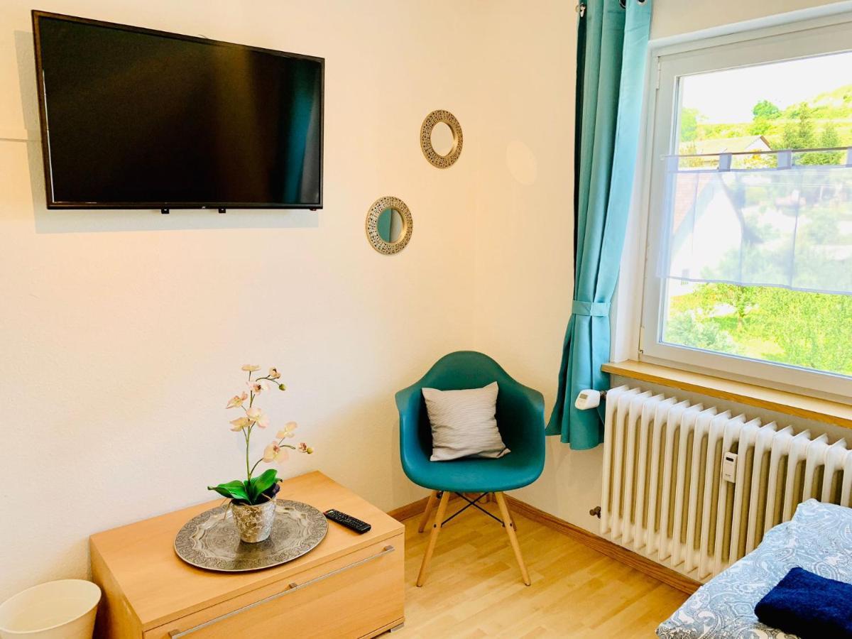 Ferienwohnung Liesel - Kuche, Bad, Wlan, 3 Schlafzimmer, Parkplatz Мальтердинген Экстерьер фото