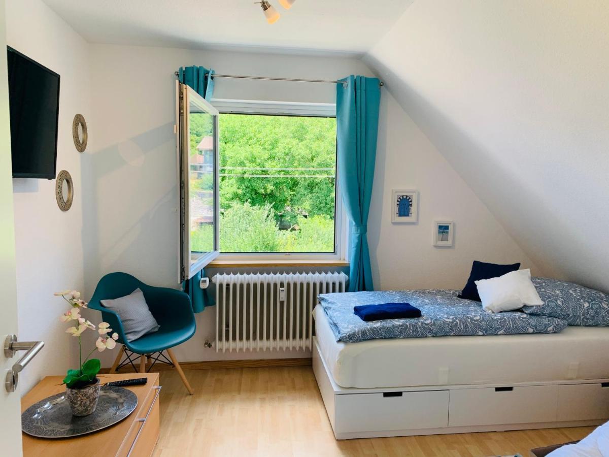 Ferienwohnung Liesel - Kuche, Bad, Wlan, 3 Schlafzimmer, Parkplatz Мальтердинген Экстерьер фото
